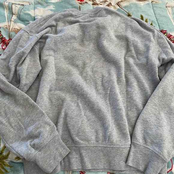 Levi’s Crewneck - Picture 3 of 3